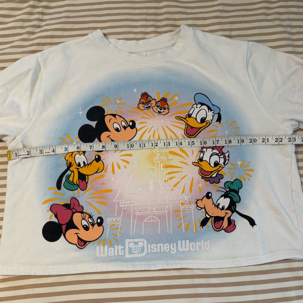 Airbrush Mickey Sweatshirt - Picture 7 of 8
